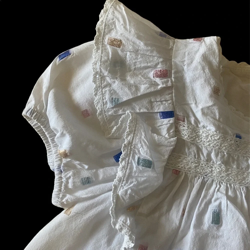 BCBG white colorful 4t